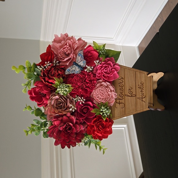 Wood Flower Bouquet for Auntie - Picture 1 of 5
